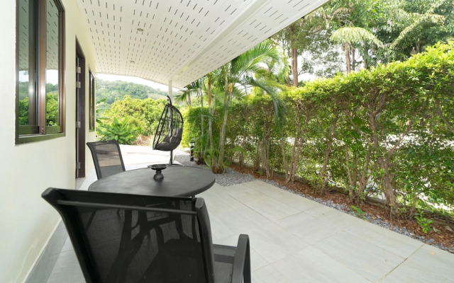 NaiHarn Private Oxavia Garden Bungalows