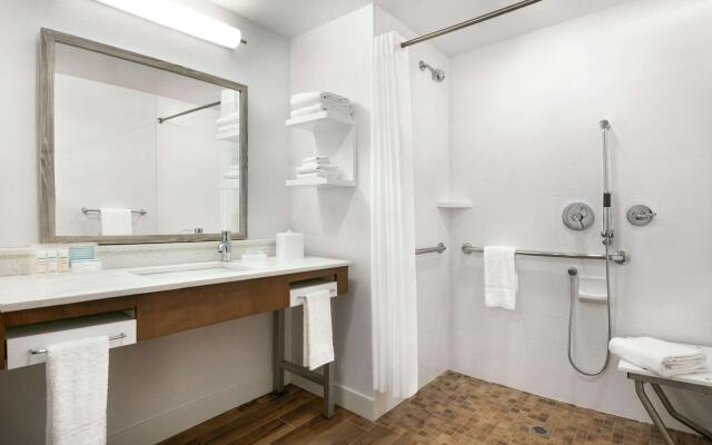 Hampton Inn & Suites Johns Creek