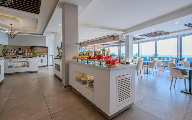 Adora Calma Beach Hotel - Adults Only