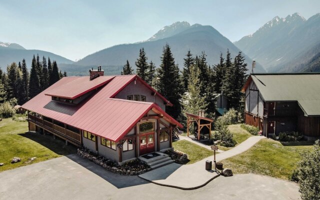 Heather Mountain Lodge