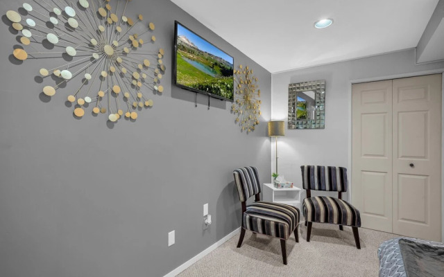 33 Executive Home A C Airport