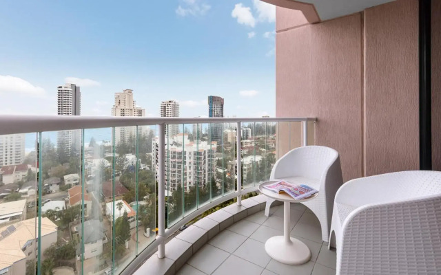 Oaks Gold Coast Hotel