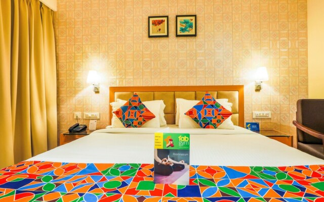 FabHotel Capitol Suites