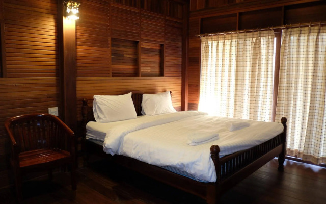 Mac Garden Resort