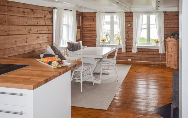 Stunning Home in Lindesnes With 3 Bedrooms and Wifi
