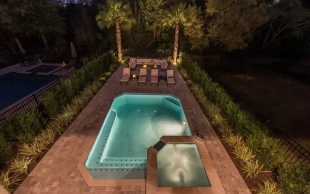 W216 - 5 Bedroom Luxury Villa Near Disney