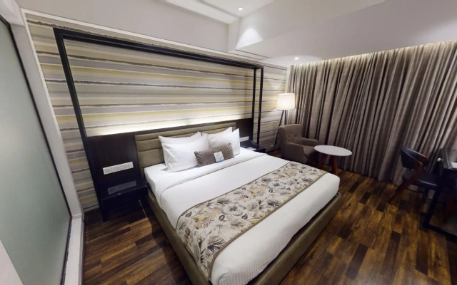 The Royale Senate Race Course