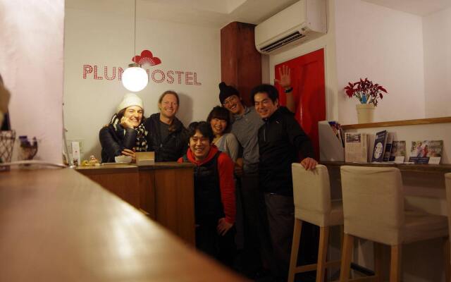 plumhostel