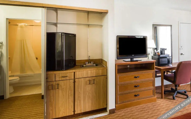 Quality Inn