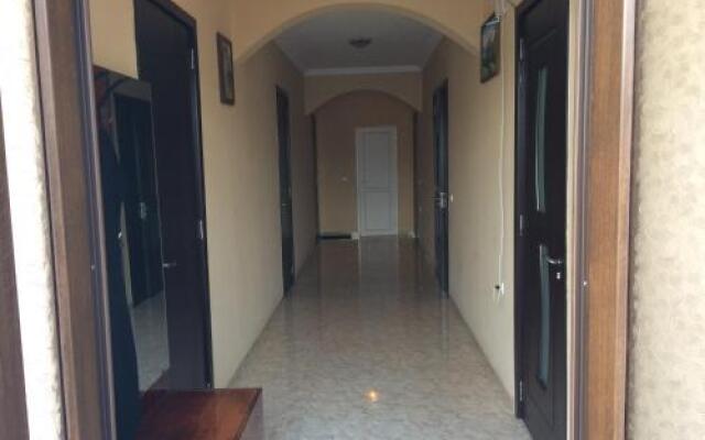 Aleqsandre' S Hostel