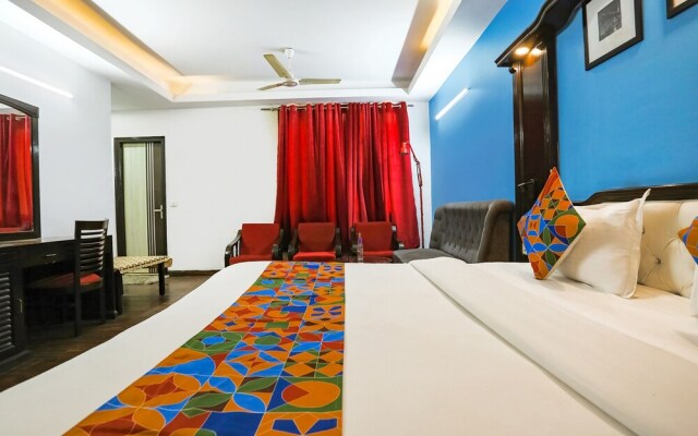 Fabhotel Sentinel Suites
