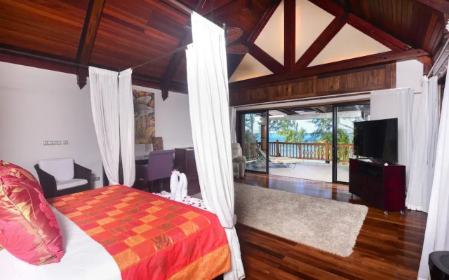 Sankhara Beachfront Villas