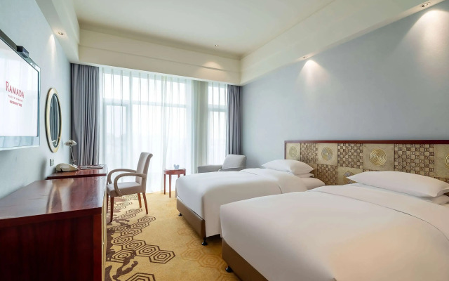 Ramada Plaza Taian