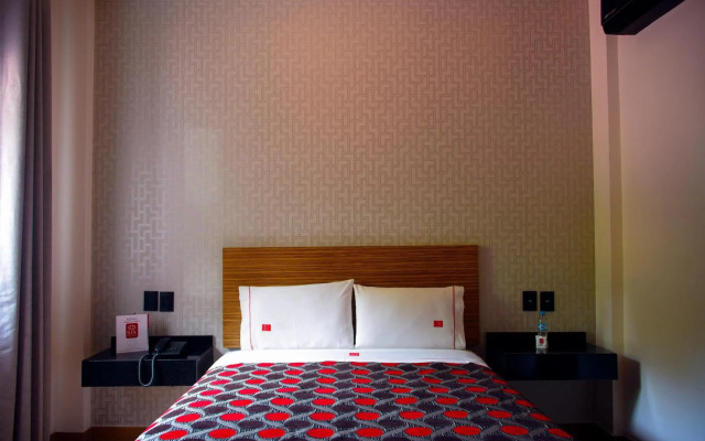 Six Hotel Guadalajara Expiatorio