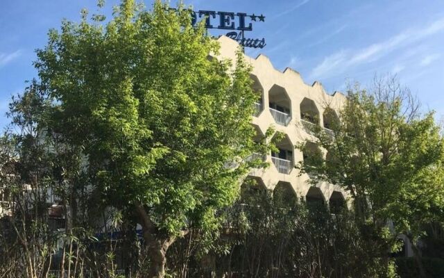 Hôtel Les Rives Bleues