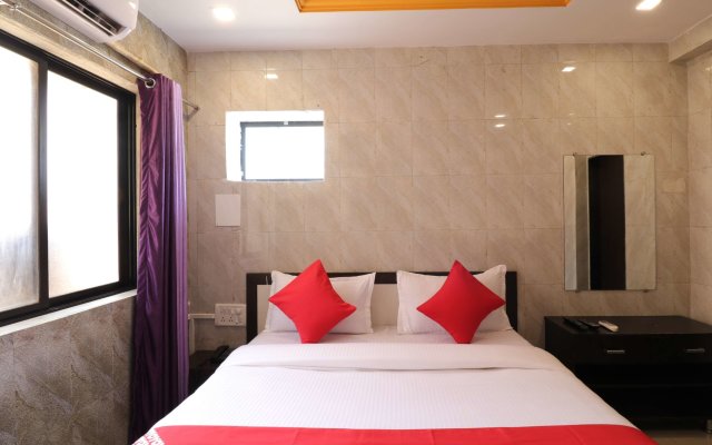 Oyo Flagship 77425 Hotel Manas