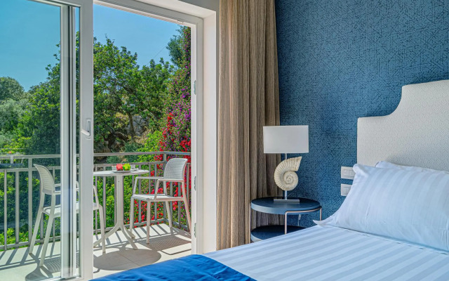 Summit Hotel