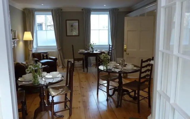 B&B at Witney House