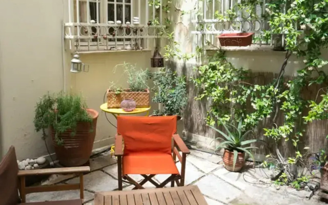Secret Garden, 3br, Cozy and Quiet Athens Gem