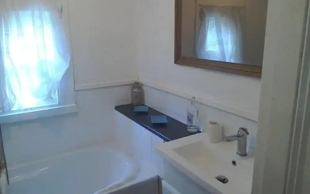 6-bed House in Snowdonia With Your own Private pub