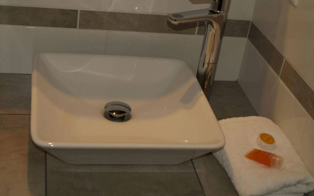 Candia Hotel
