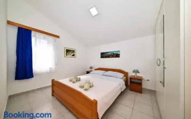 Apartment Ivo Kaurinovic