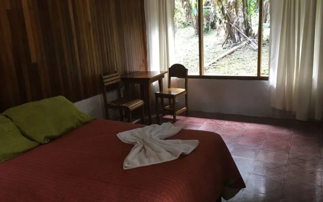 El Bosque Trails & Eco-Lodge