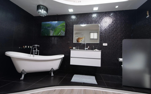 When the Charm meets the Luxury