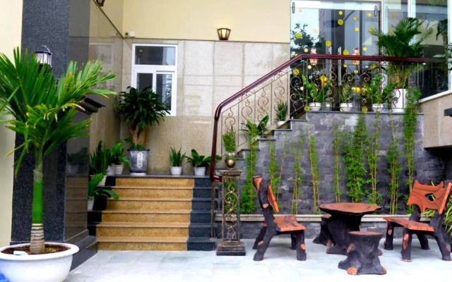 Platinum Beach Hotel