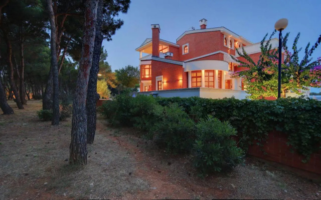 Boutique Hotel Villa Vulin