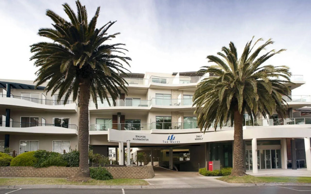 The Waves Apartments