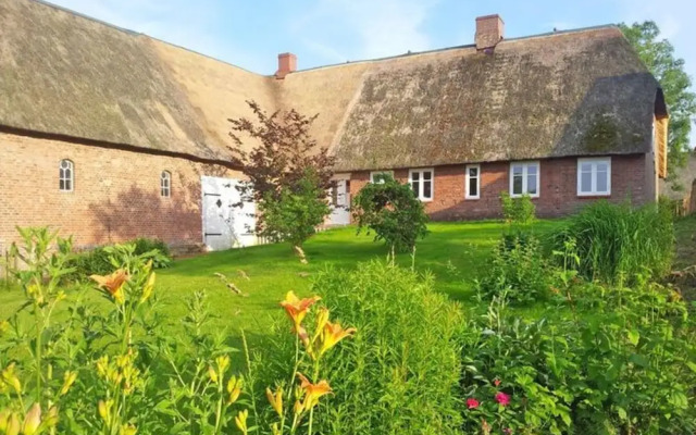 Semi-detached House Waygaard West, Dagebull