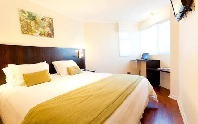 Plaza Suites Apartments