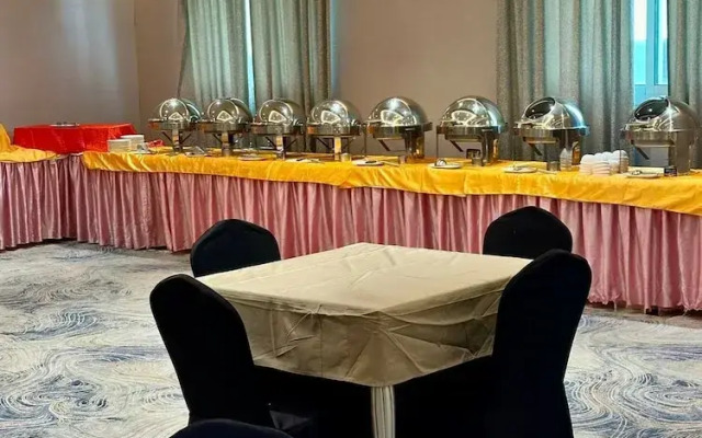 West Zone Plaza Hotel Apartments