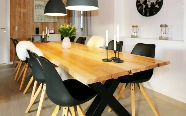 10 Person Holiday Home in Hadsund-by Traum