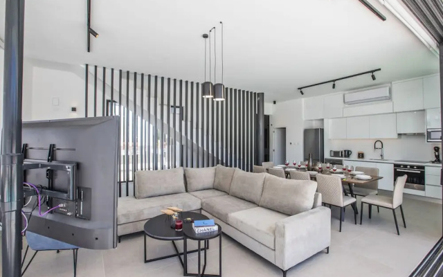 Protaras Elite Pearl Villa Ep16