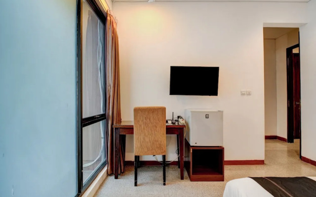 ZEN Rooms Terogong Near Pondok Indah