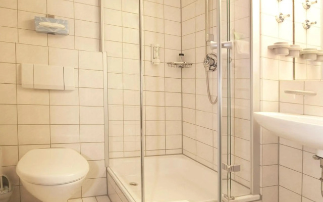 Advantage Hotel
