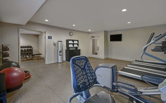 Homewood Suites by Hilton Eatontown