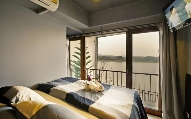 Chic Chiangkhan Hotel