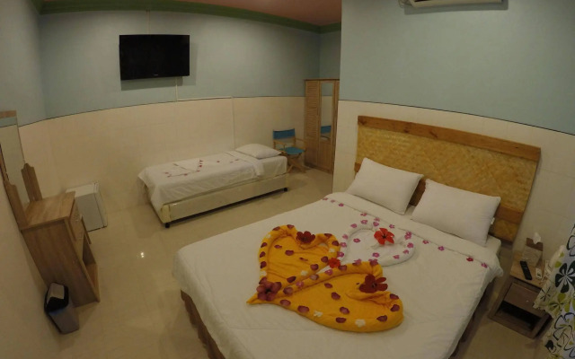 Rasdhoo View Inn