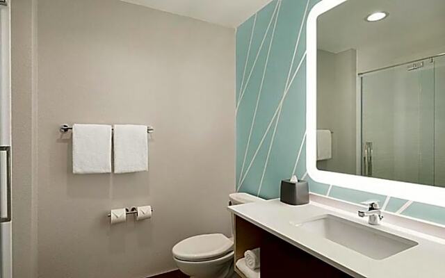 avid hotel Fayetteville West by IHG