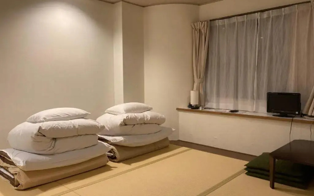 J-Hoppers Beppu Guesthouse