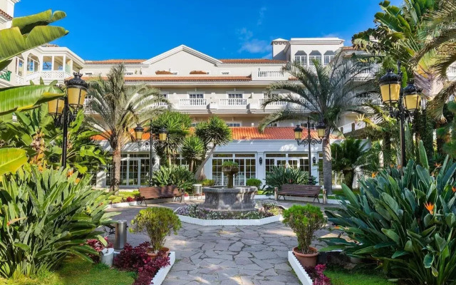 Hotel Riu Garoé