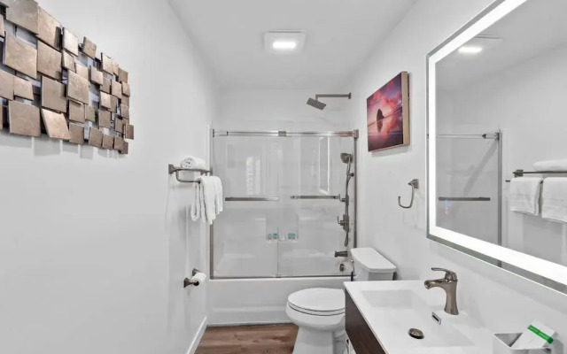 Charlotte Spacious Home