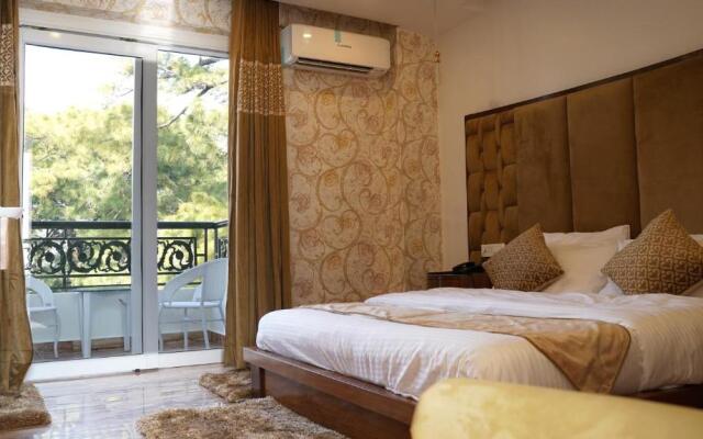 Hotel Sahebs Castle McLeodganj