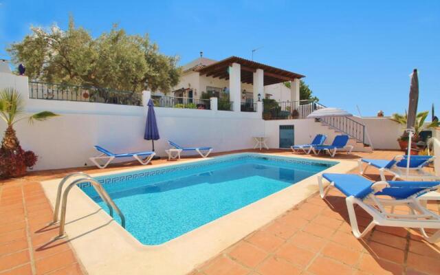 1003 Villa Cornocalejo