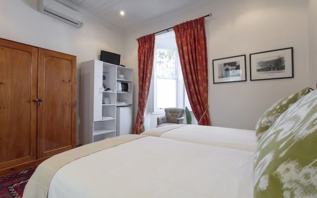 22 Die Laan Guest House