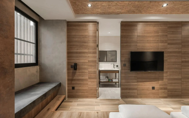 Oinn Hotel & Hostel Tainan