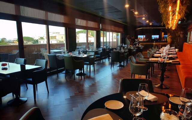 Radisson Blu GHR Hotel, Rome